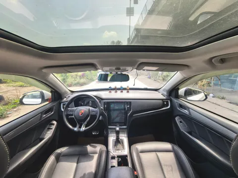 Roewe RX5