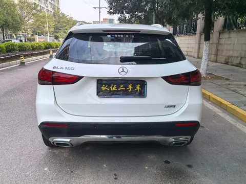 Mercedes-Benz Mercedes-Benz GLA
