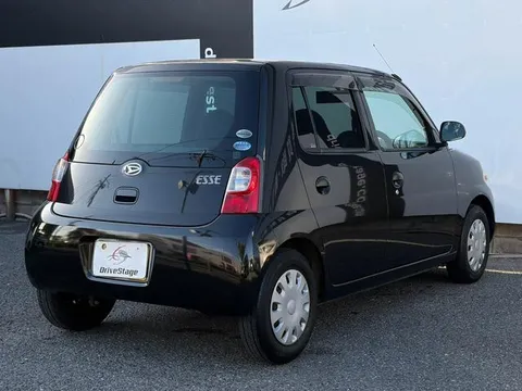 Daihatsu Esse