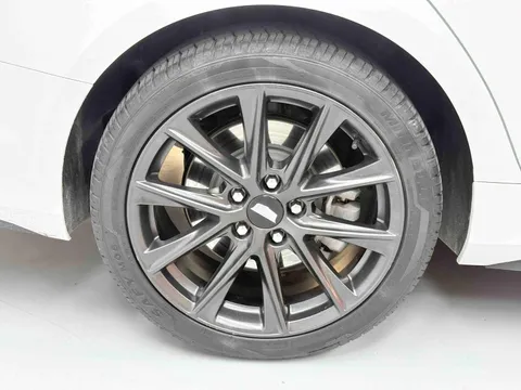 Cadillac CT4