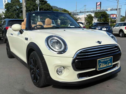 MINI Cooper Convertible