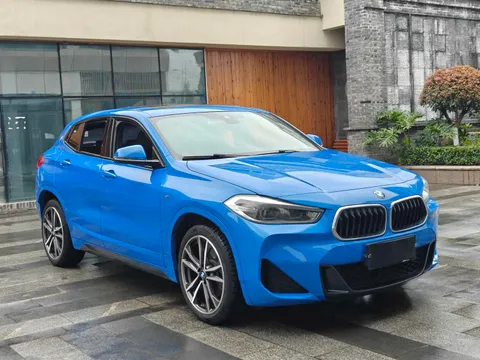 BMW X2