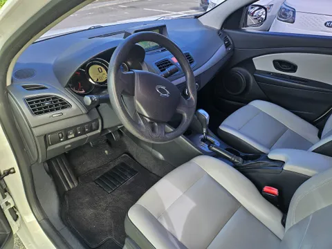 Renault SM3