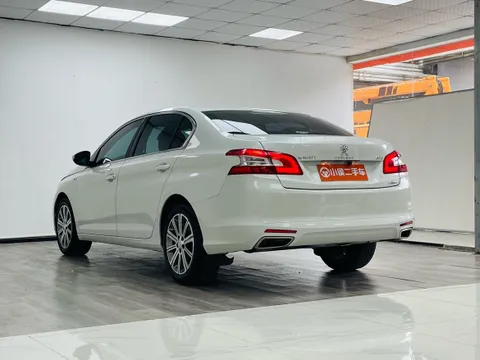 Peugeot 408