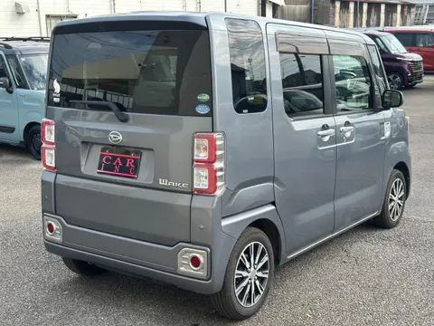 Daihatsu Wake