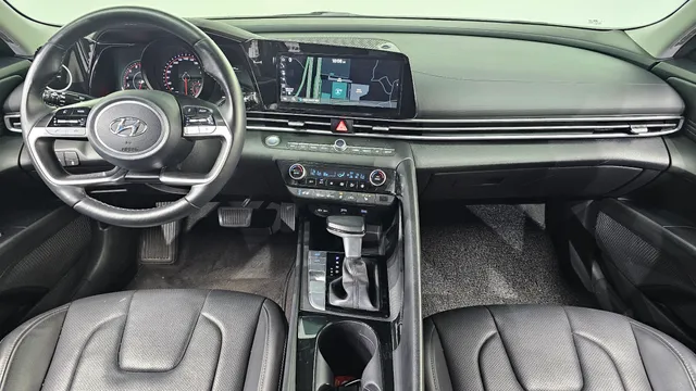 Hyundai Elantra (Avante)