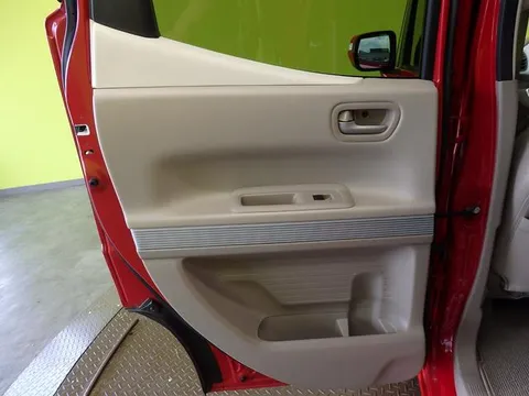 Honda N-BOX Slash