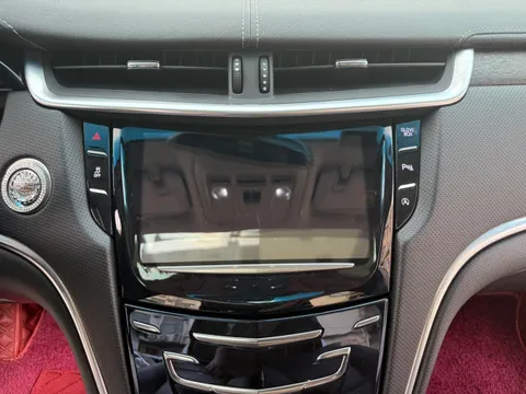 Cadillac XTS