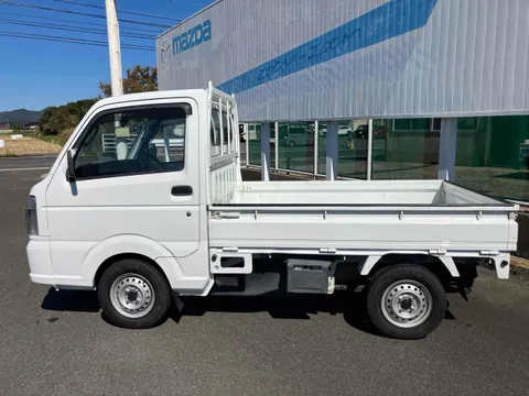 Mazda Scrum Truck
