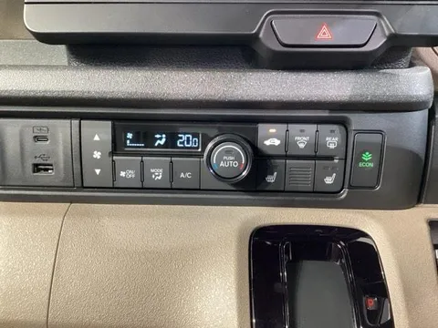 Honda N-BOX Joy