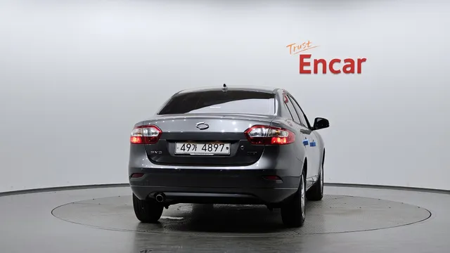 Renault SM3