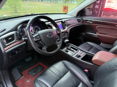 Gac GS8