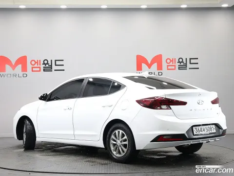 Hyundai Elantra (Avante)
