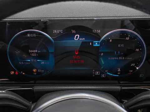 Mercedes-Benz Mercedes-Benz GLA