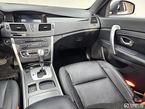 Renault SM5
