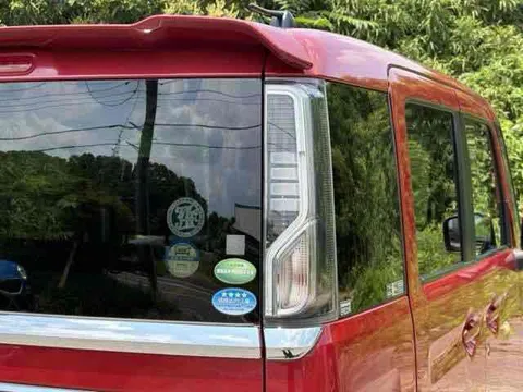 Suzuki Spacia Custom