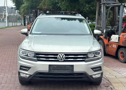 Volkswagen Tiguan L