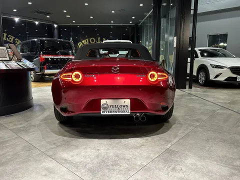Mazda MX-5 (Roadster)