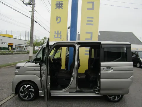 Suzuki Spacia Custom