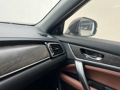 Honda UR-V