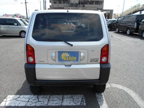 Daihatsu Naked