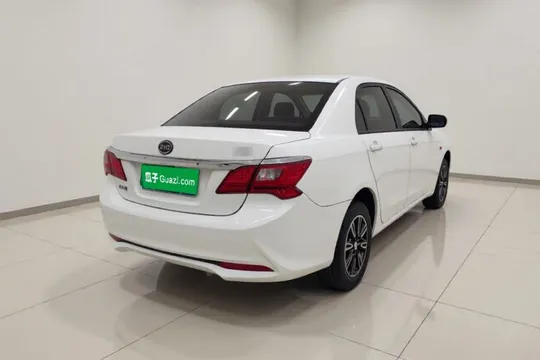 BYD F3
