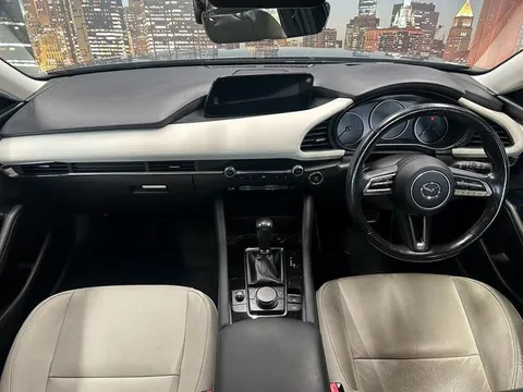 Mazda MAZDA3 Sedan
