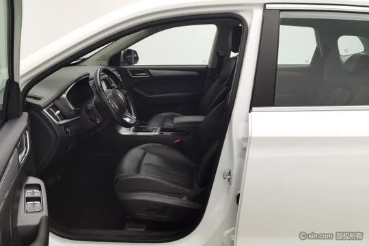 Roewe RX5