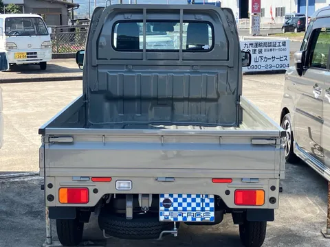 Nissan Clipper Truck