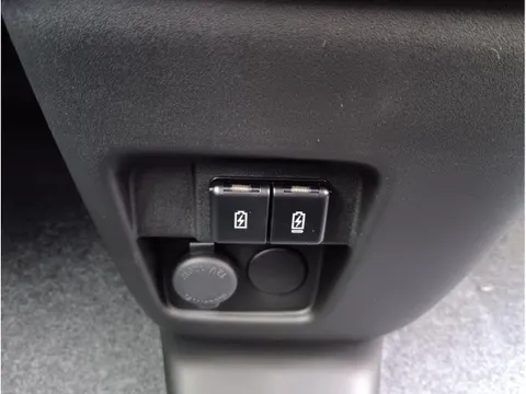 Suzuki Spacia Base