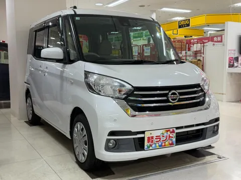Nissan Dayz Roox