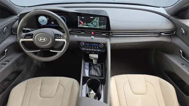 Hyundai Elantra (Avante)