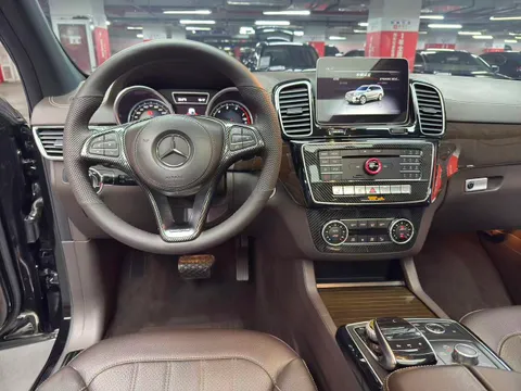 Mercedes-Benz Mercedes-Benz GLS