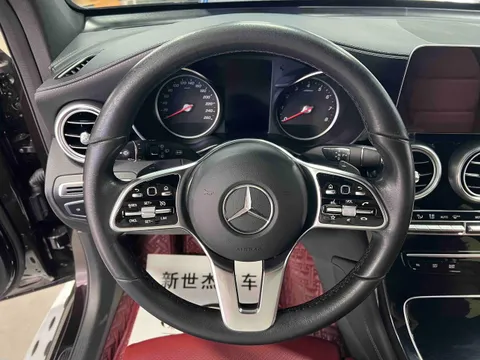 Mercedes-Benz Mercedes-Benz GLC