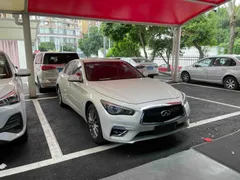 Infiniti Q50L