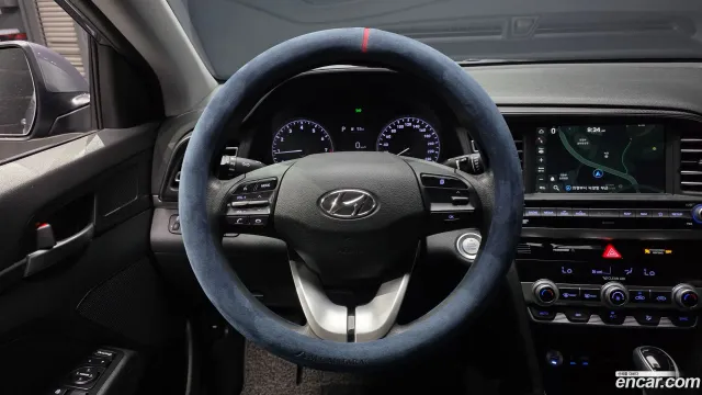 Hyundai Elantra (Avante)