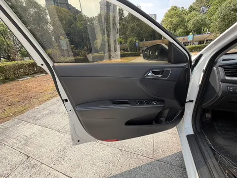 Hyundai Mistra