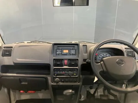 Nissan Clipper Truck