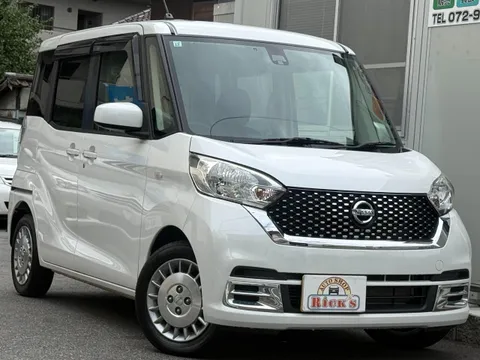 Nissan Dayz Roox