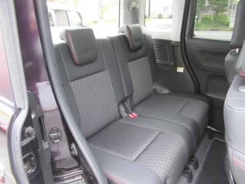 Suzuki Spacia Custom