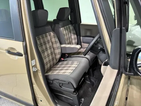 Honda N-BOX Joy
