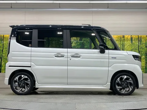 Suzuki Spacia Custom