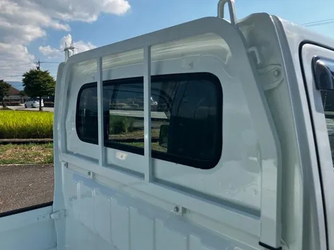 Mazda Scrum Truck