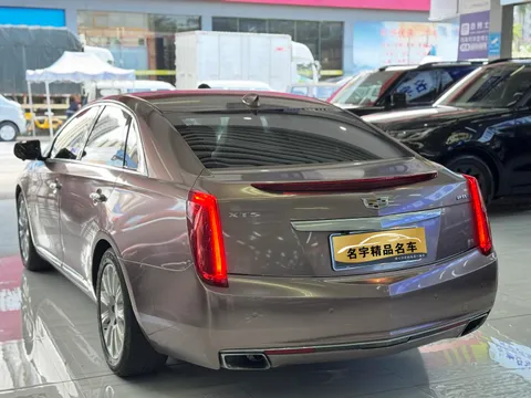 Cadillac XTS