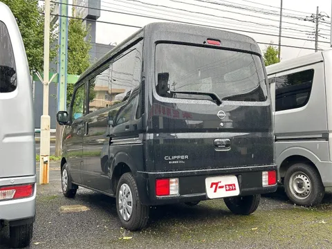 Nissan Clipper