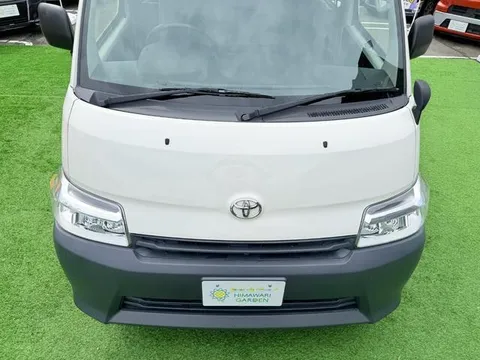 Toyota TownAce Van
