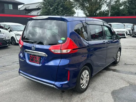 Honda Freed Plus
