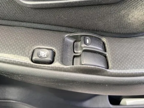 Nissan KIX