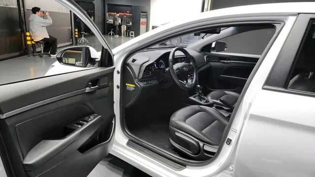Hyundai Elantra (Avante)