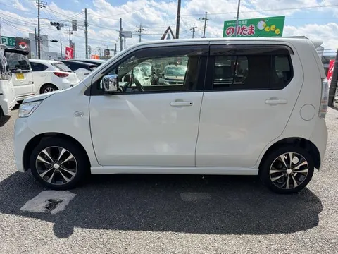Suzuki Wagon R Stingray